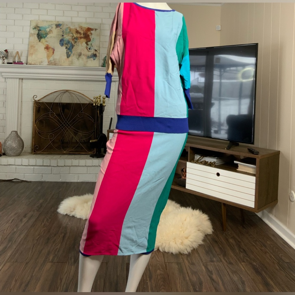 Multi-color mid-length skirt set from New York and Co